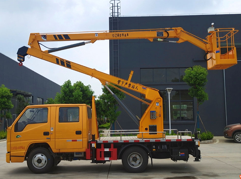 國(guó)六江鈴雙排13米高空作業(yè)車(chē)