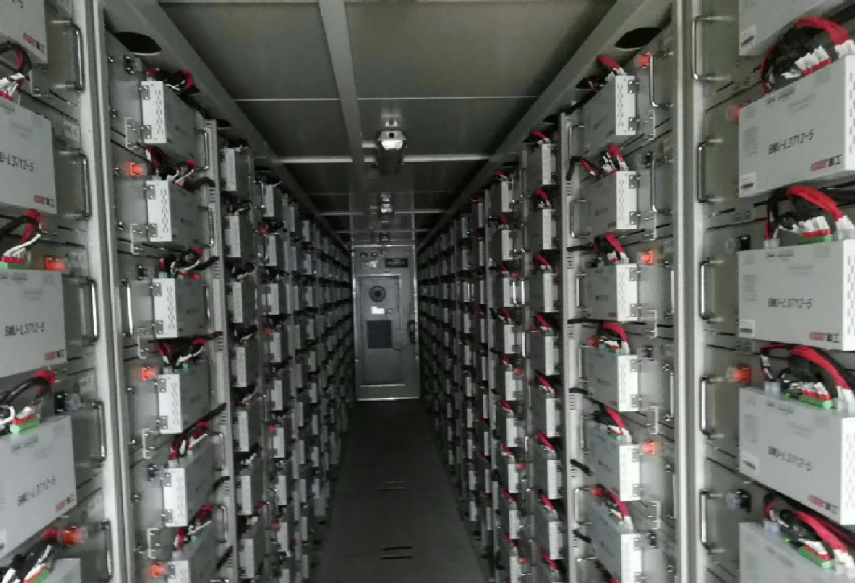 發(fā)電機組-UPS電源車